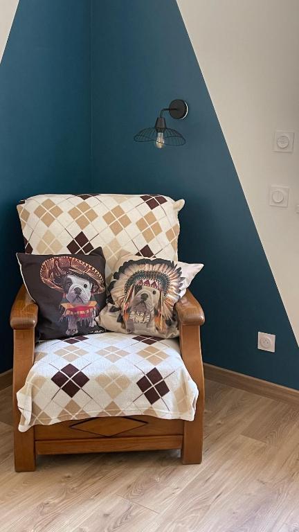Posteľ alebo postele v izbe v ubytovaní Au Beau Duplex de la Basilique