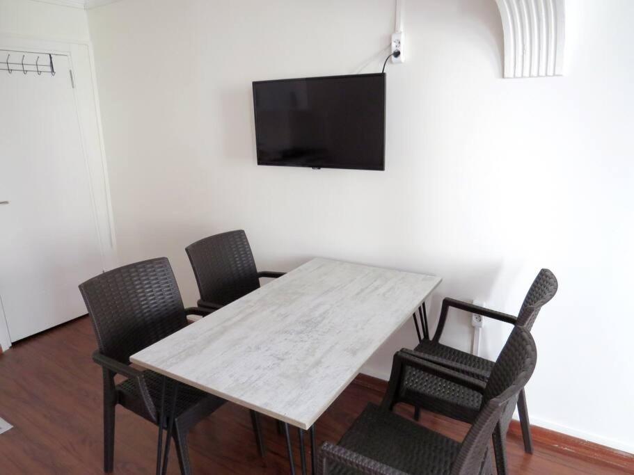 TV a/nebo společenská místnost v ubytování Istanberry - Royal Apartments