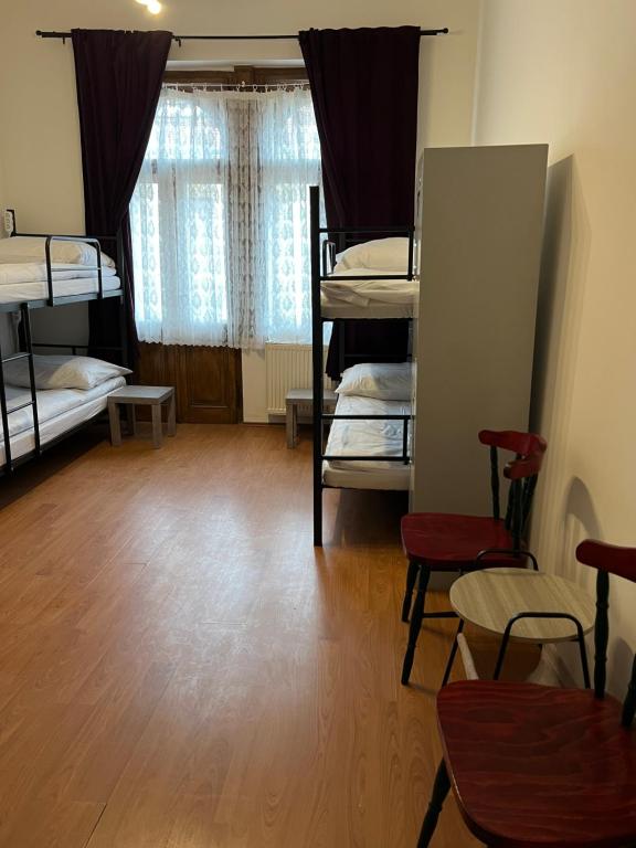 Postel nebo postele na pokoji v ubytování Hostel Jasmin