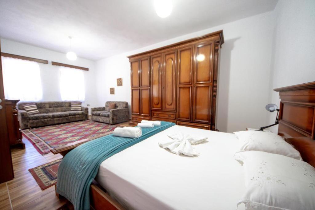 Postel nebo postele na pokoji v ubytování Nina's Guesthouse