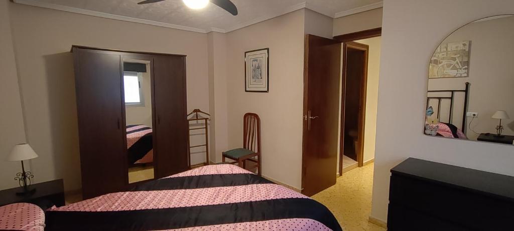 Piso Colon, Paiporta – Updated 2023 Prices