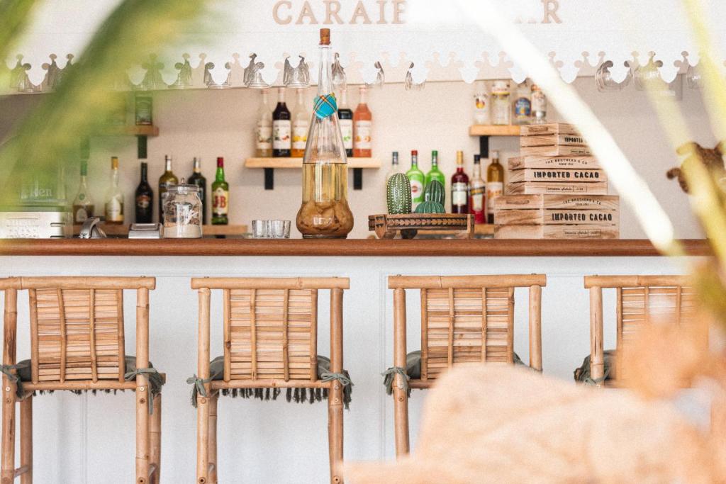 Nápoje v ubytování Hôtel La Villa Juan Beach