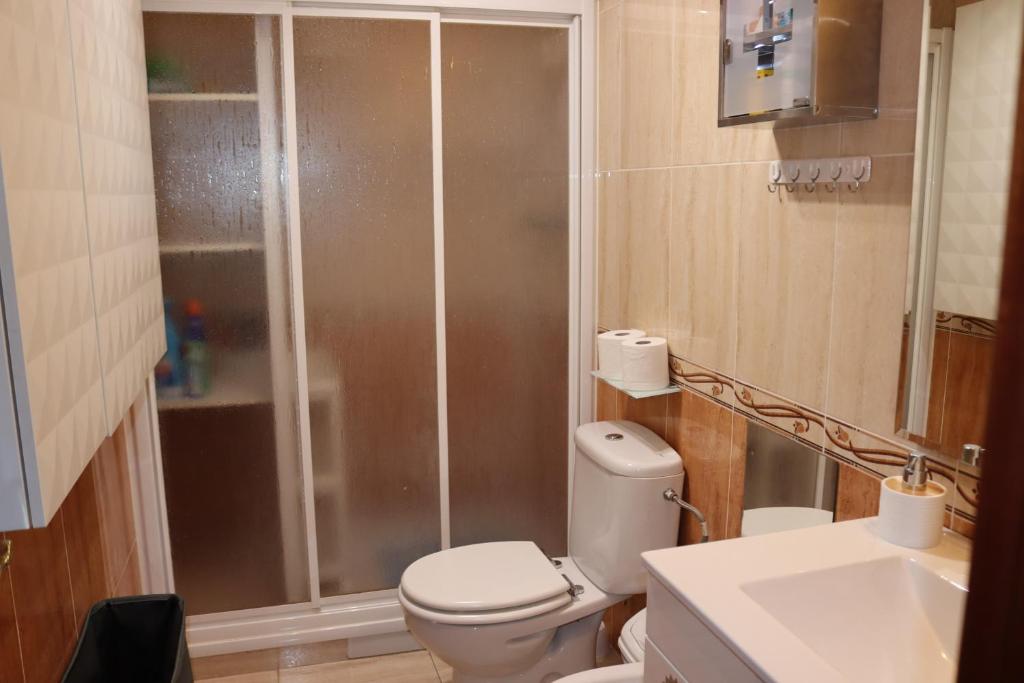 Koupelna v ubytování Apartamentos Carihuela Playa, Acogedor, Wifi y Fibra Optica