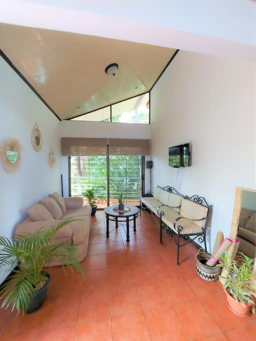 Bello apartamento completo en Playa Junquillal (Costa Rica Santa Cruz