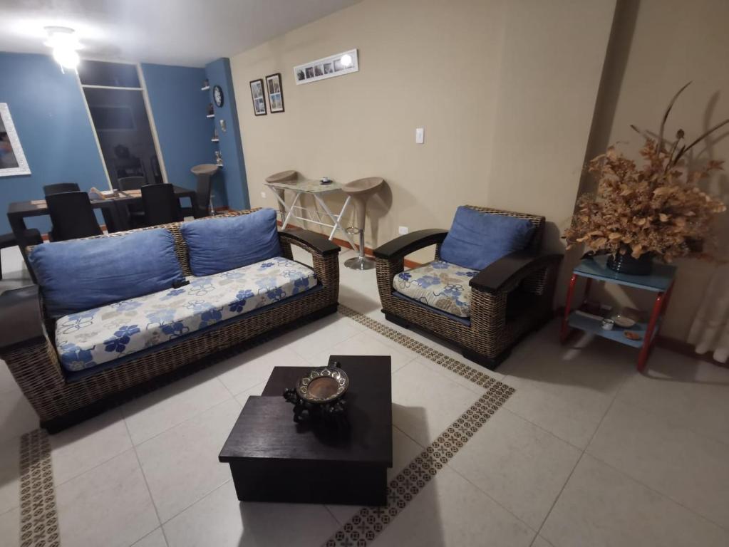 Posezení v ubytování Habitaciones en Acogedora estancia en pleno centro de Ibagué