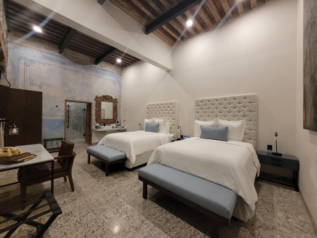 Milo Collection Hotel - 