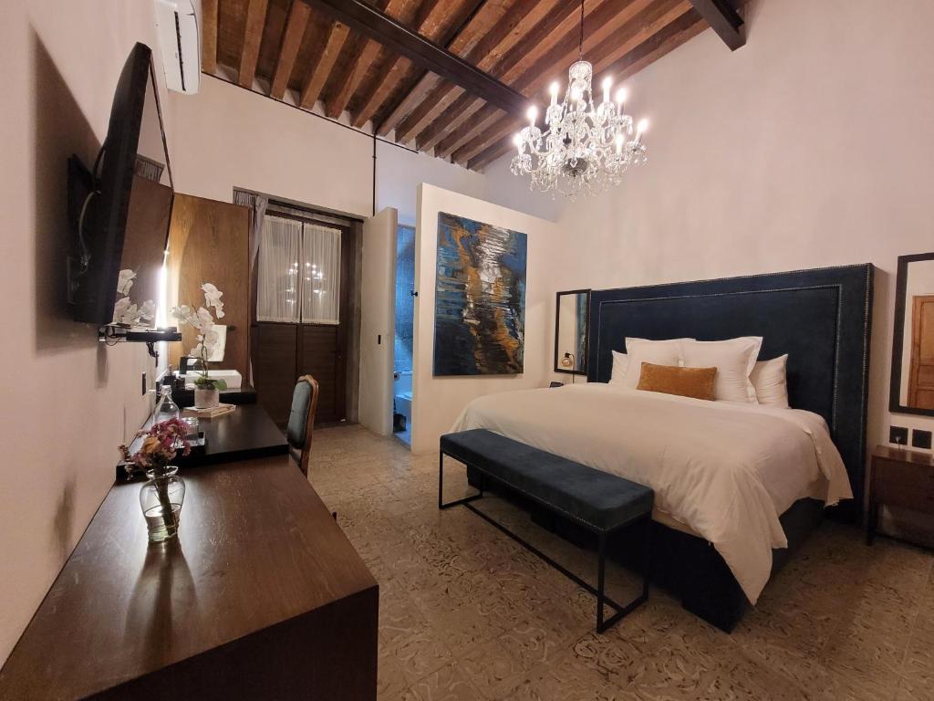Milo Collection Hotel - 