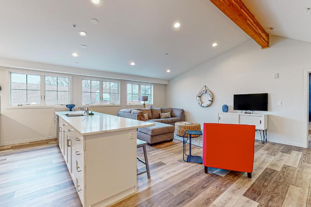 Penn Cove Strand G, Coupeville (updated prices 2024)