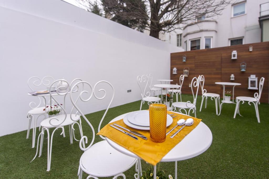 Tea 4 Nine Guest House - 11