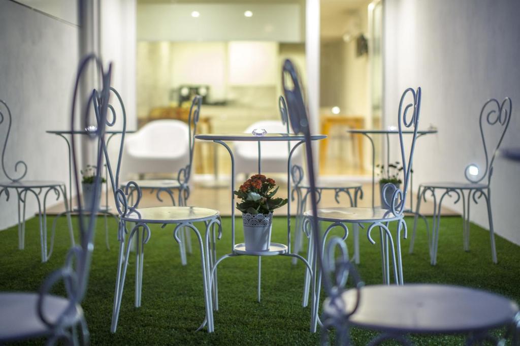 Tea 4 Nine Guest House - 6