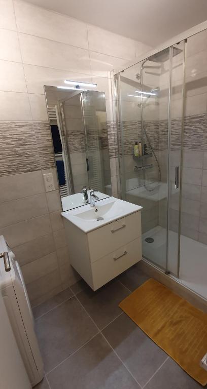 Fotografia z galérie ubytovania Magnifique appartement 46 m2 entièrement rénové et équipé à neuf - 4 personnes v destinácii Cabourg