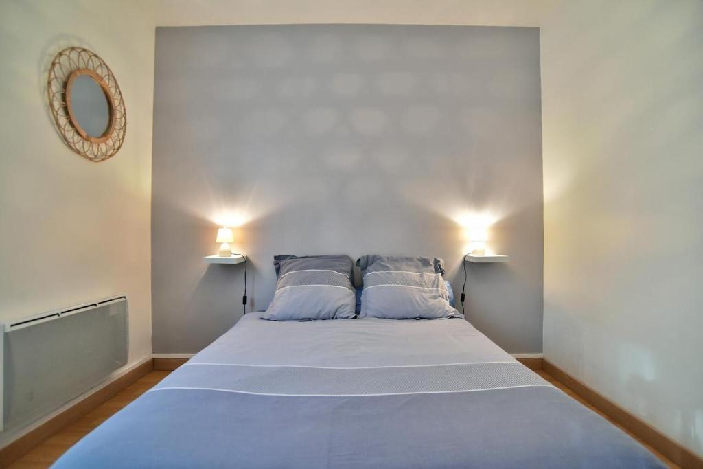 La Maison aux Volets Roses - Casa Con Una Camera Da Letto