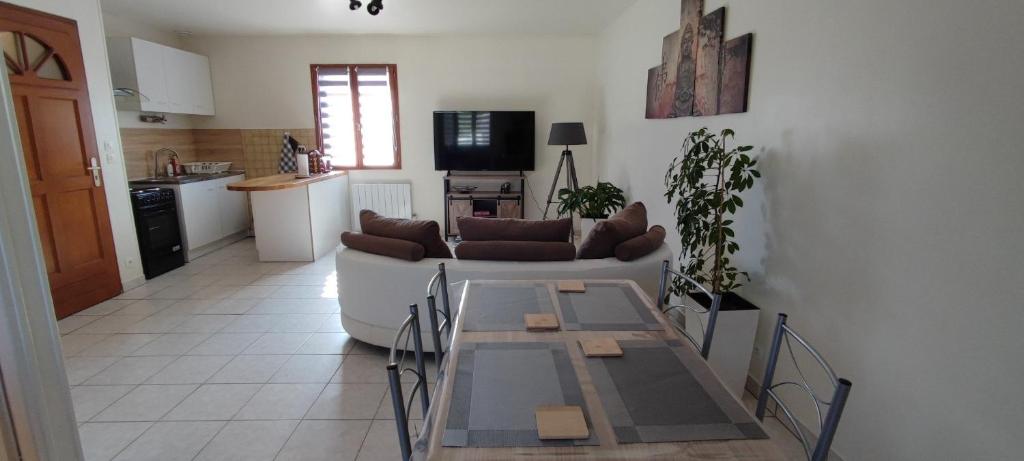 Au pied du château 2 - Appartement Met één Slaapkamer