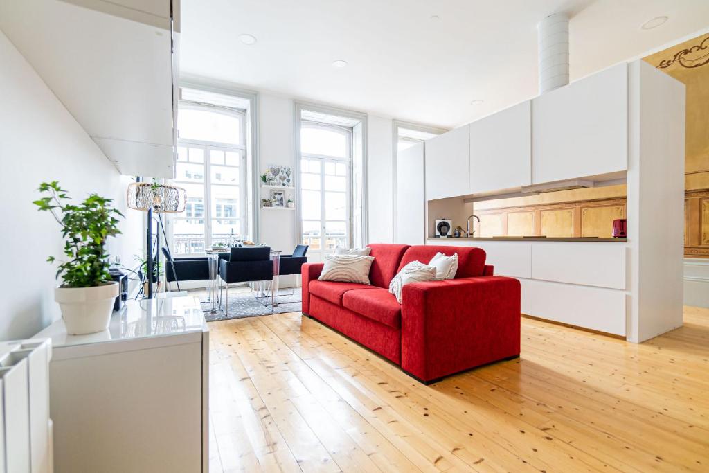 Posezení v ubytování Porto Contemporary Apartment in city center