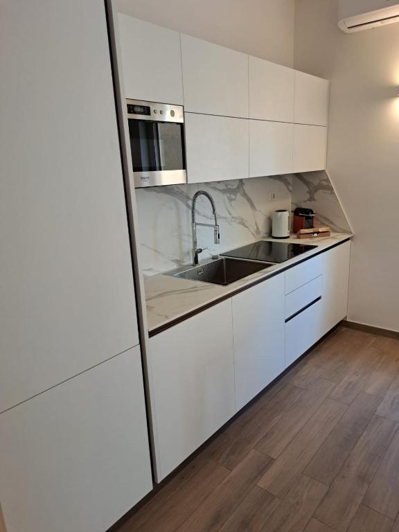 M. Szwed. Guest House old Bari - 1