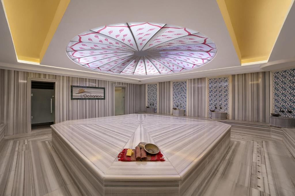 Fotografie z fotogalerie ubytování L'Oceanica Beach Resort v destinaci Kemer