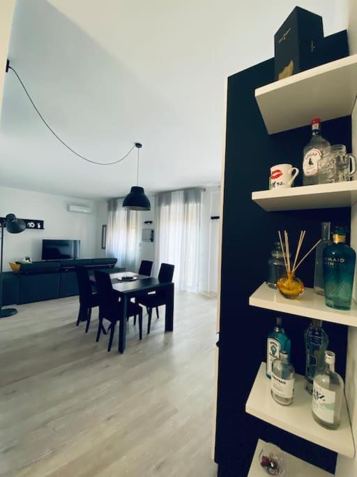 Sun Street Apartment - 9