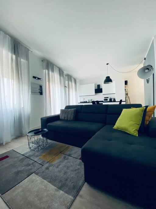 Sun Street Apartment - 1