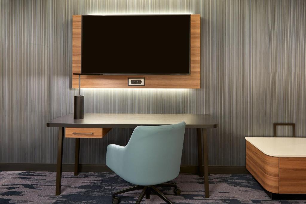 Fairfield by Marriott Niagara Falls, Canada - Resim 14