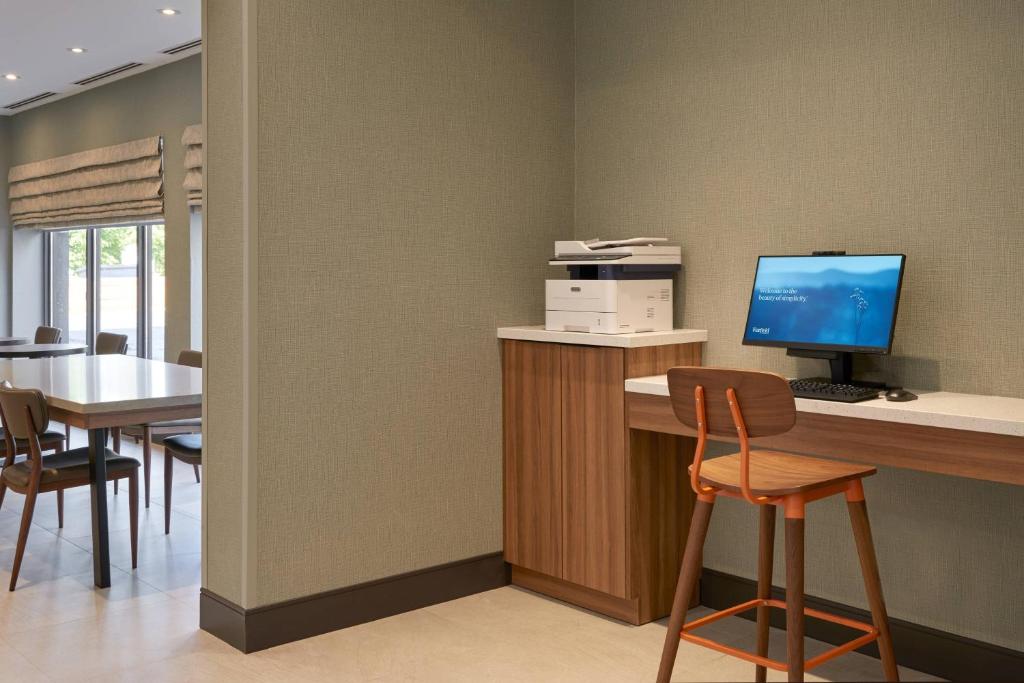 Fairfield by Marriott Niagara Falls, Canada - Resim 19