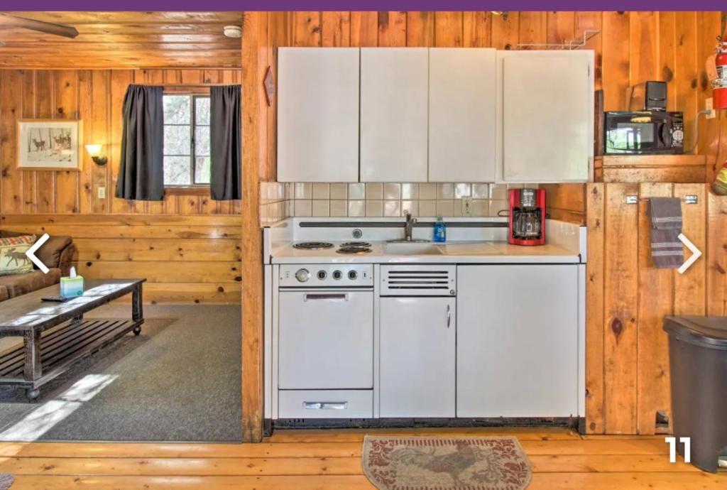 Hidden Rest Cabins and Resort - Suite Con Bañera De Hidromasaje