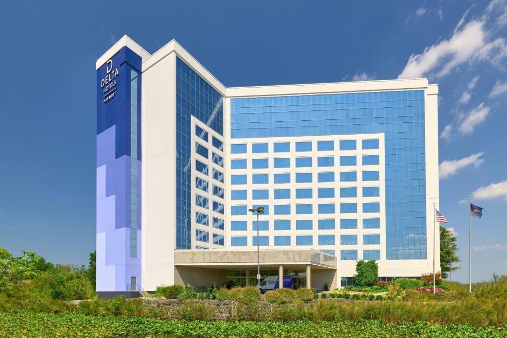 Delta Hotels by Marriott Philadelphia Airport photo