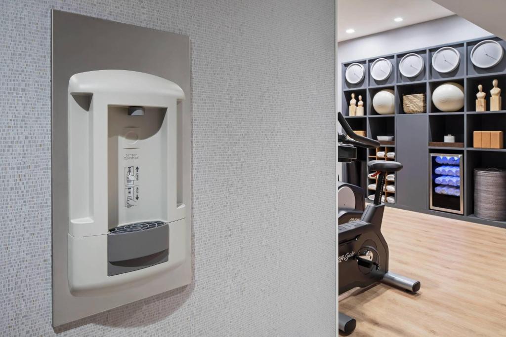 Fitness centrum a/nebo fitness zařízení v ubytování AC Hotel by Marriott New York Downtown