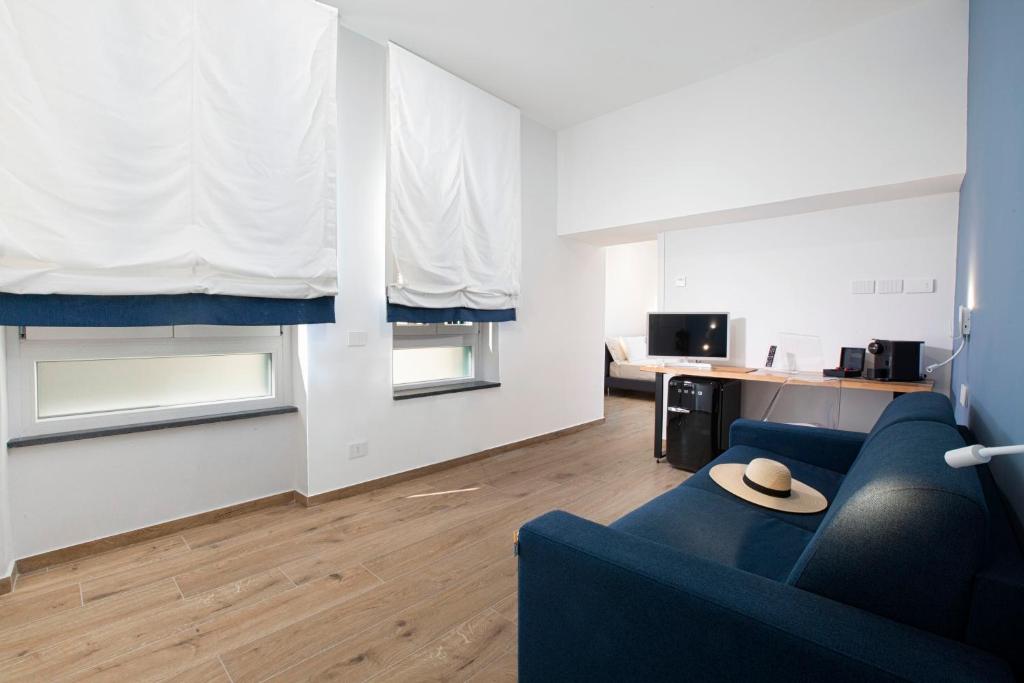 Kuchyň nebo kuchyňský kout v ubytování YourHome - Lidia Rooms & Suites
