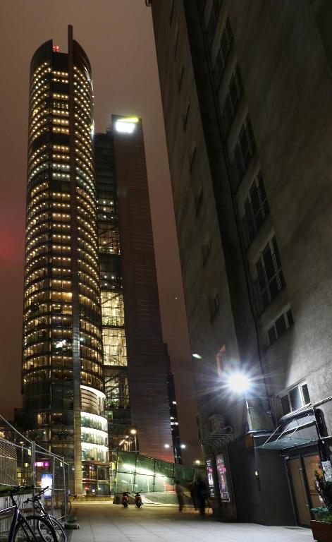 Falcon Apartment Center 2 Metro Złote Tarasy - 19