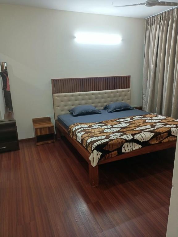 Royal Nest - Magarpatta City - Habitación Deluxe Con Cama Extragrande