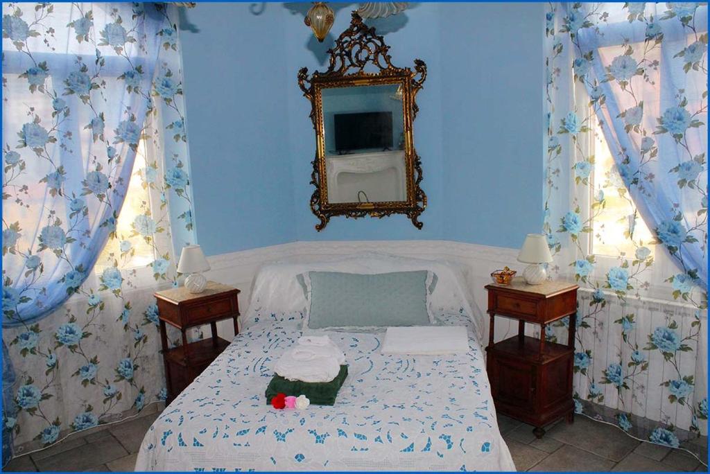 Postel nebo postele na pokoji v ubytování Bed And Breakfast SOPRANOS