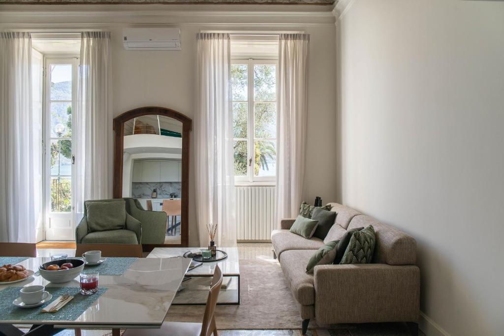 Imagen de la galería de Villa Bertoni Terrazzo - Tremezzo by LoveComo, en Tremezzo