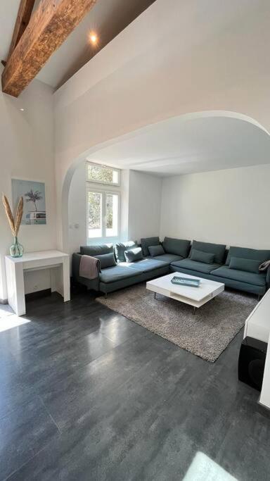 Posedenie v ubytovaní Villa entièrement rénovée avec piscine en plein coeur de Bastia - Corse