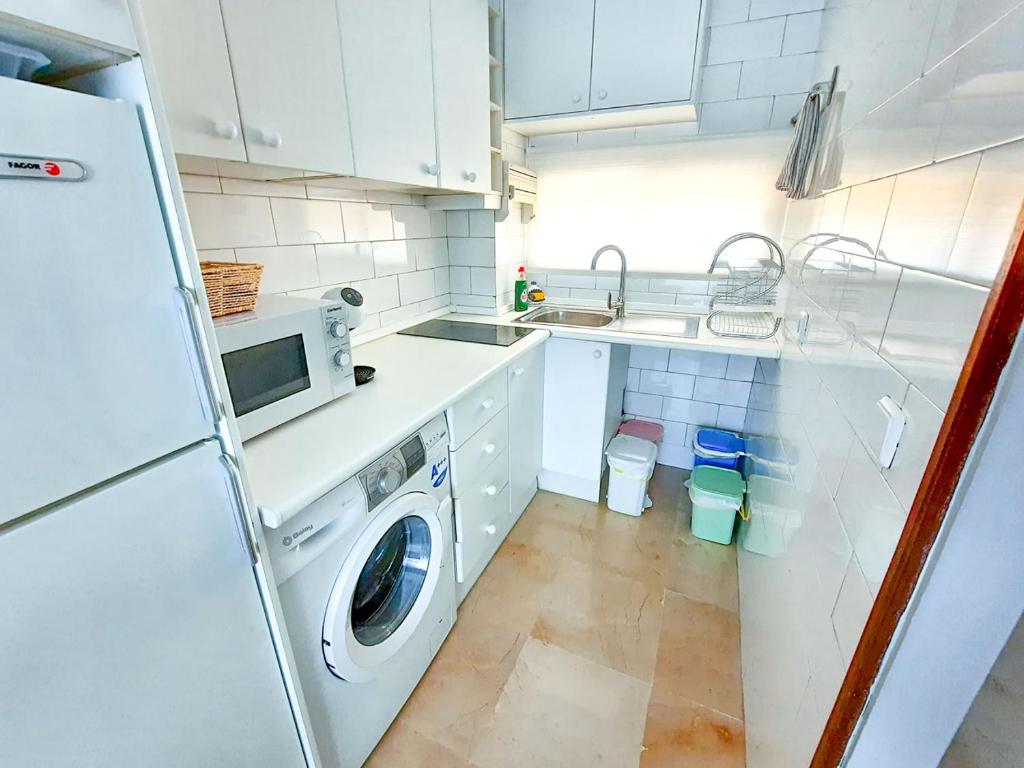 Sevilla Suite Torre Triana, parking free gratis! - 8