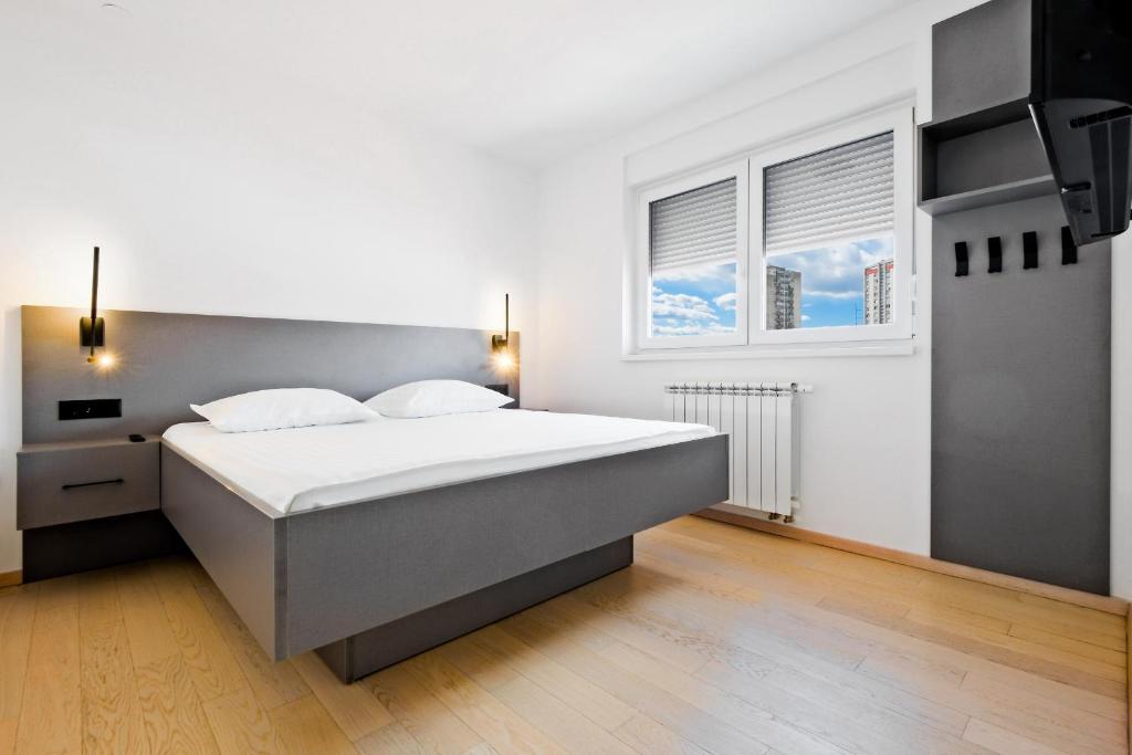 Apartment Zagreb, 0-24, self service check-in, free parking - 11