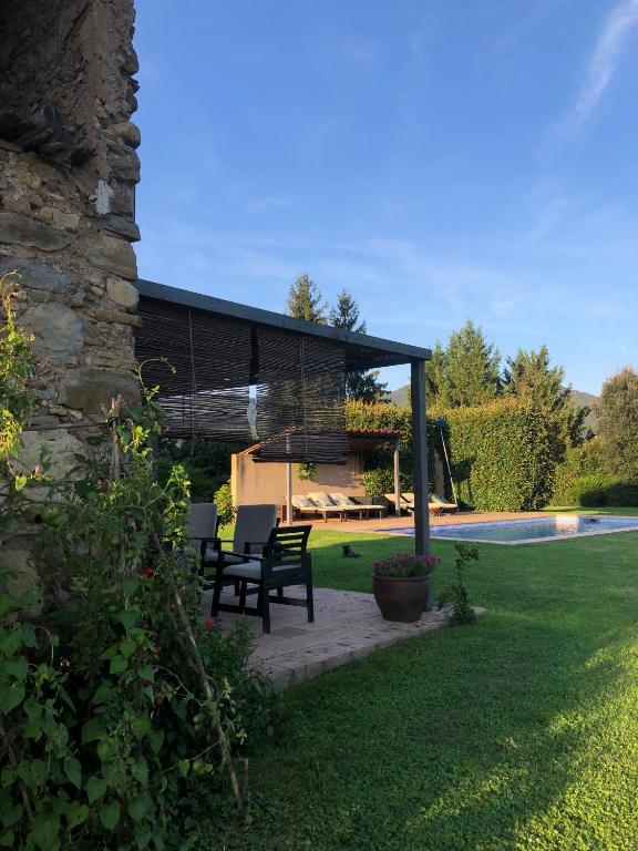Vonkajšia záhrada v ubytovaní Masia Quelet