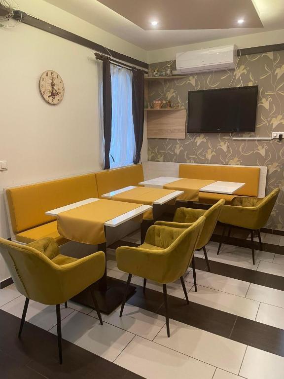 Fotografie z fotogalerie ubytování Médea Apartman v Buku