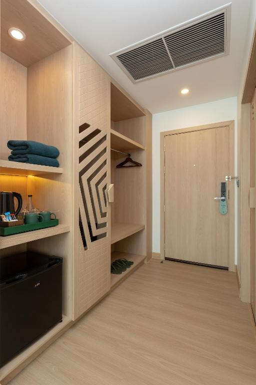 Phuket Emerald Beach Resort - 7