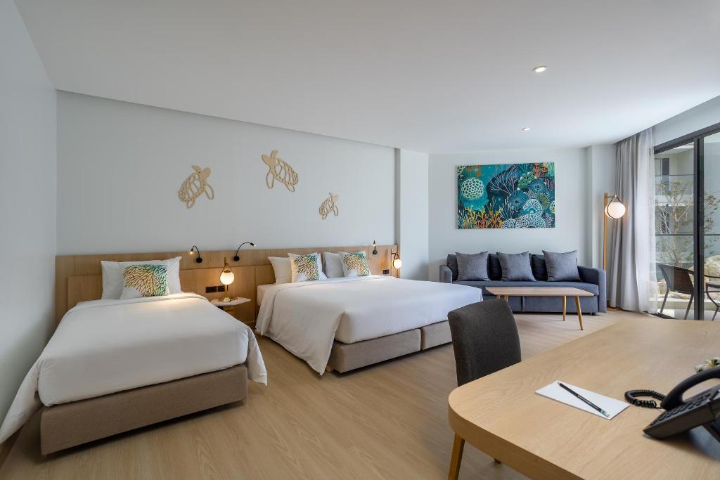 Phuket Emerald Beach Resort - 14