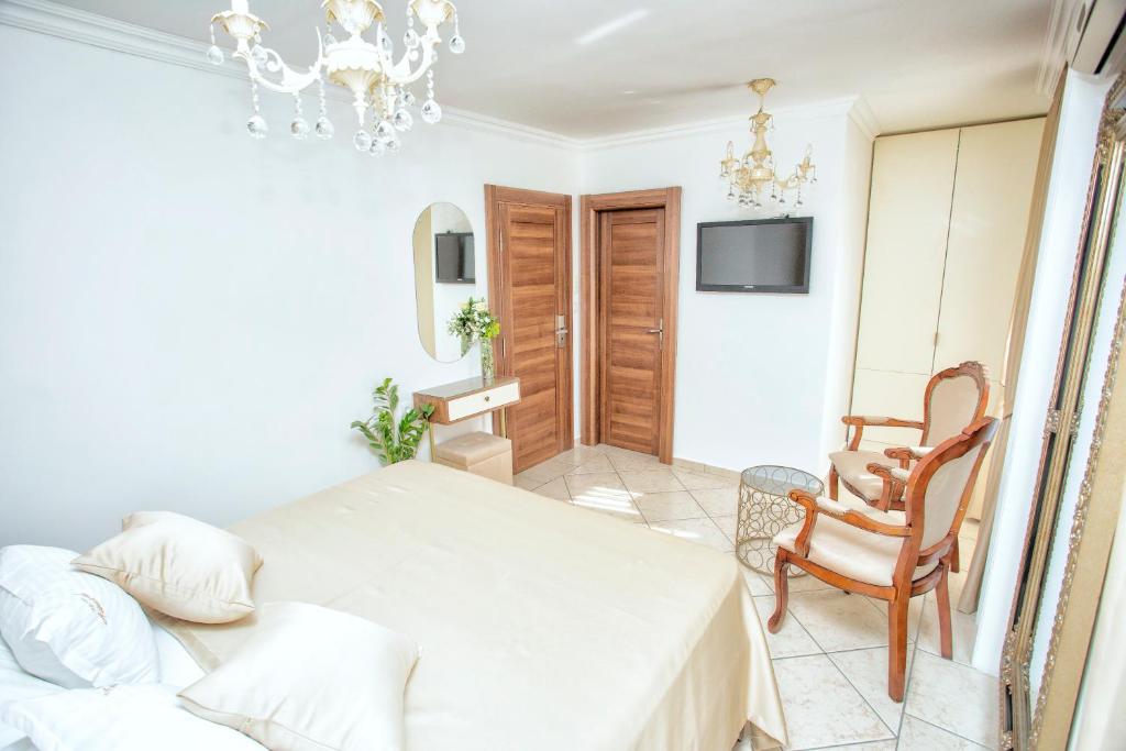 TV i/ili zabavni centar u objektu Hotel Admiral