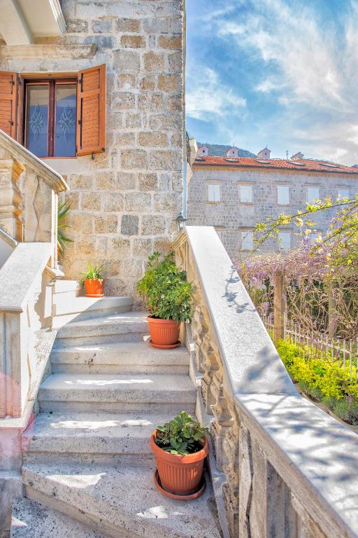 Galerija fotografija objekta Hotel Admiral u gradu 'Perast'