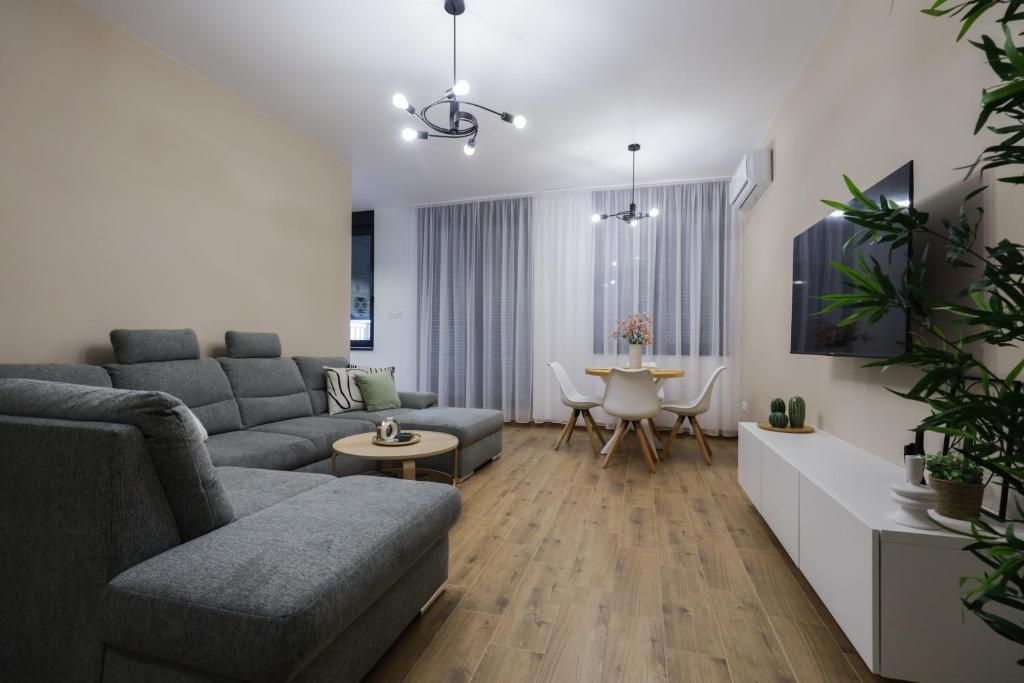 אזור ישיבה ב-North Views Luxury Apartment