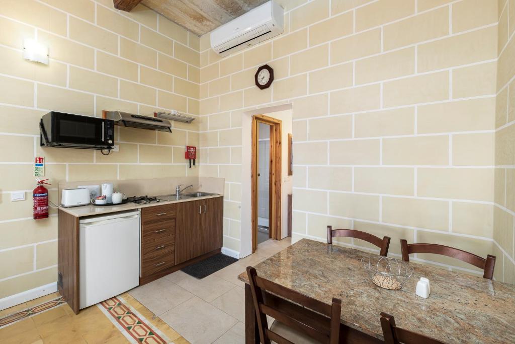 Quayside Apartments - 9