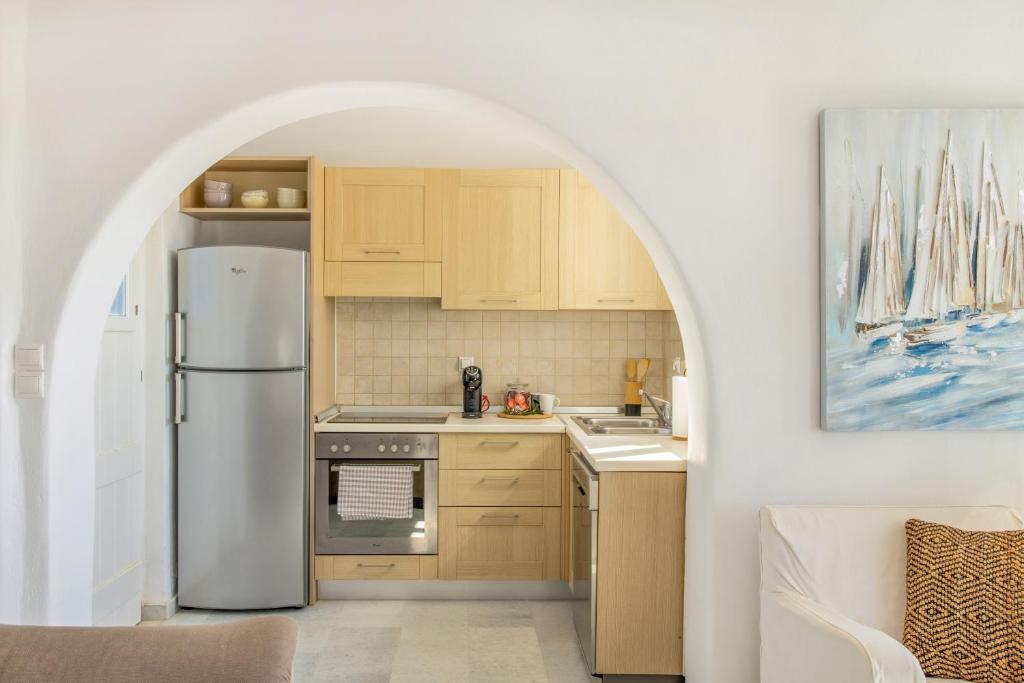 Kuchyň nebo kuchyňský kout v ubytování White Cliff 4 - Cycladic Home