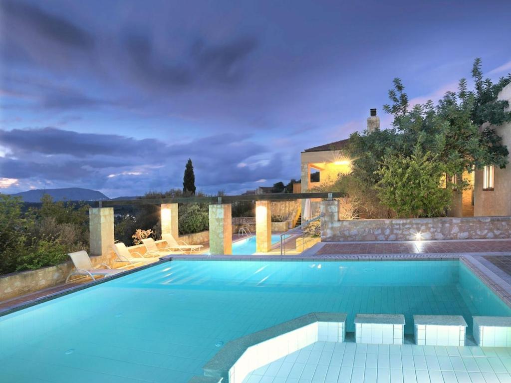 Kép Ariadne - Apokoron Villa with 2 Large Private Pools and Great Views szállásáról Gavalohóriban a galériában