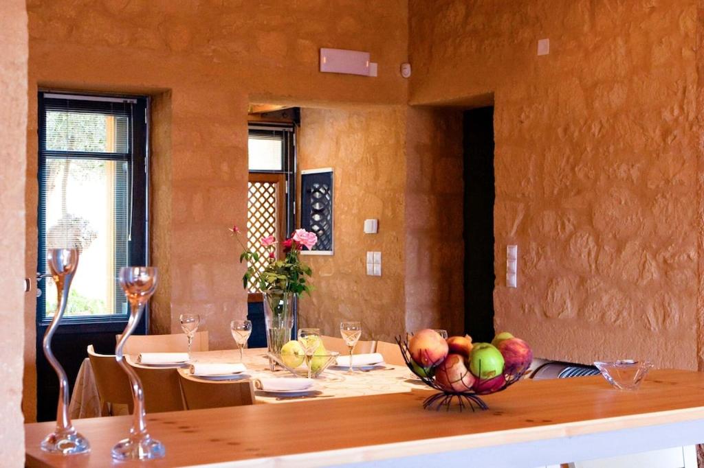 Kép Ariadne - Apokoron Villa with 2 Large Private Pools and Great Views szállásáról Gavalohóriban a galériában