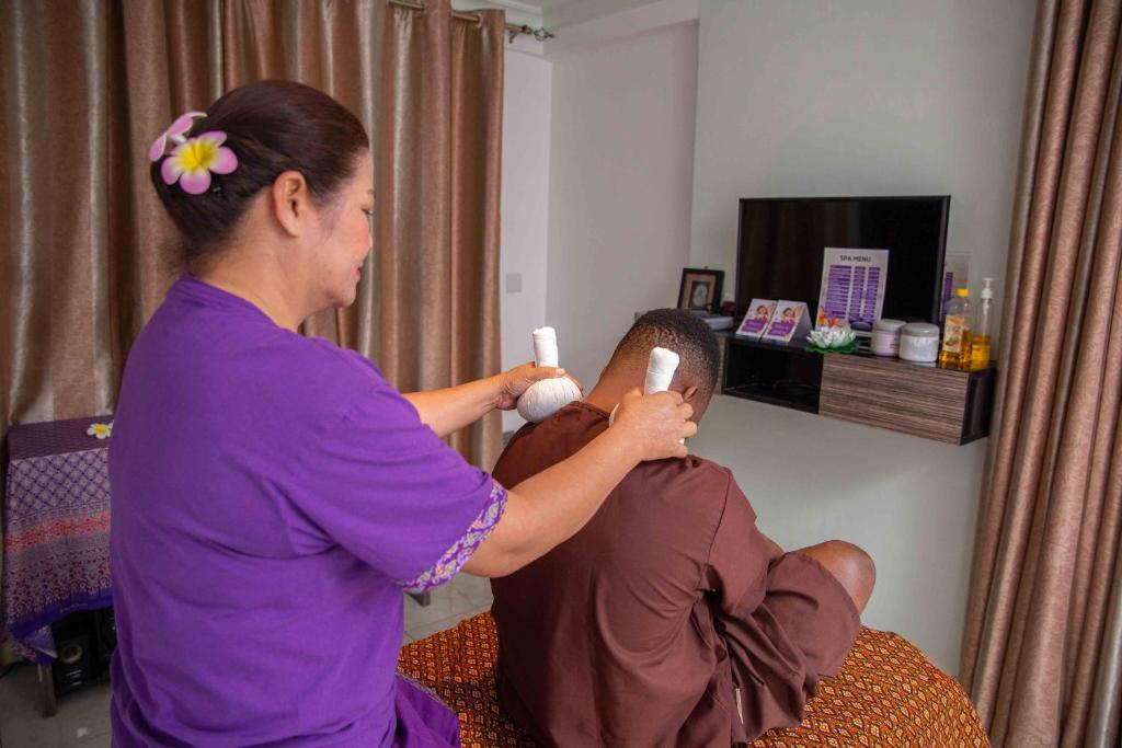 Lázně a/nebo wellness v ubytování Golden Tulip Dar Es Salaam City Center Hotel