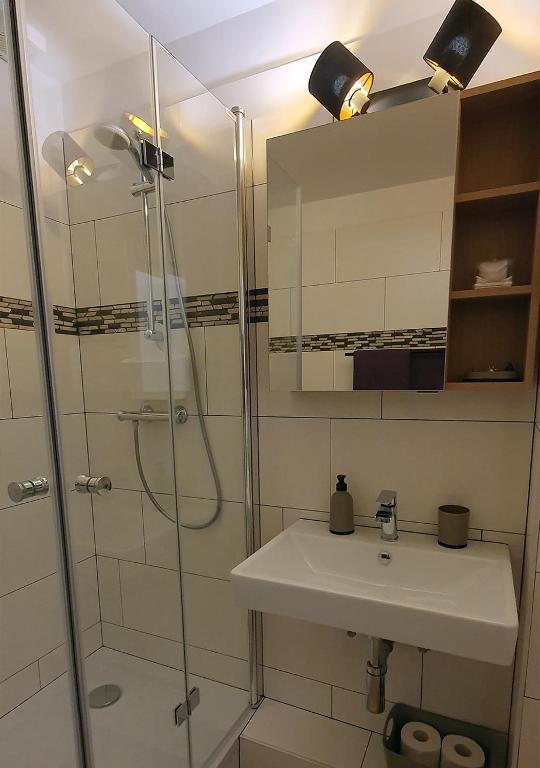 Koupelna v ubytování Elegante Einzimmerwohnung