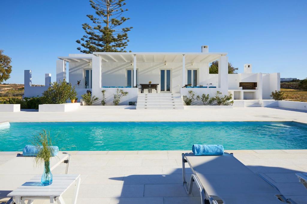 Villa Meltemi on the Outskirts of Naousa, Paros, Kampos Paros Updated