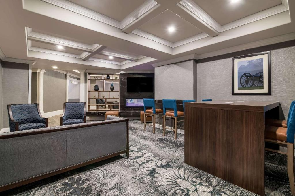 Posezení v ubytování Comfort Inn & Suites Plattsburgh - Morrisonville